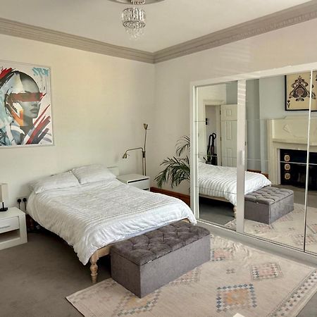 Entire Apartment By City Centre & Harbourside Bristol Exteriör bild