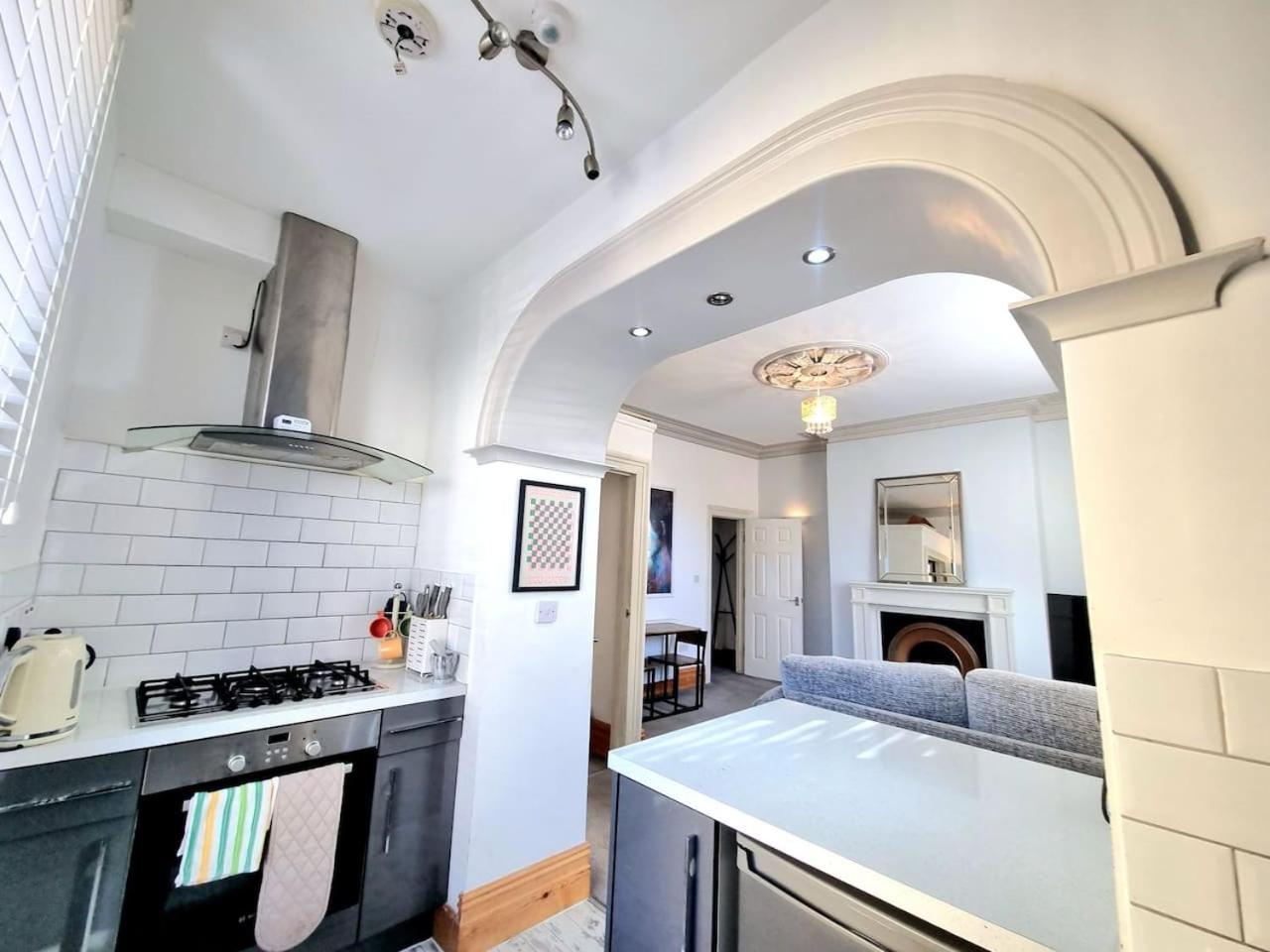 Entire Apartment By City Centre & Harbourside Bristol Exteriör bild