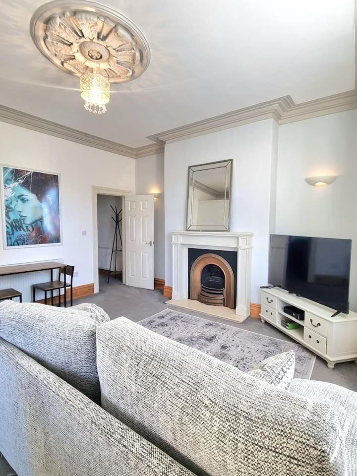 Entire Apartment By City Centre & Harbourside Bristol Exteriör bild